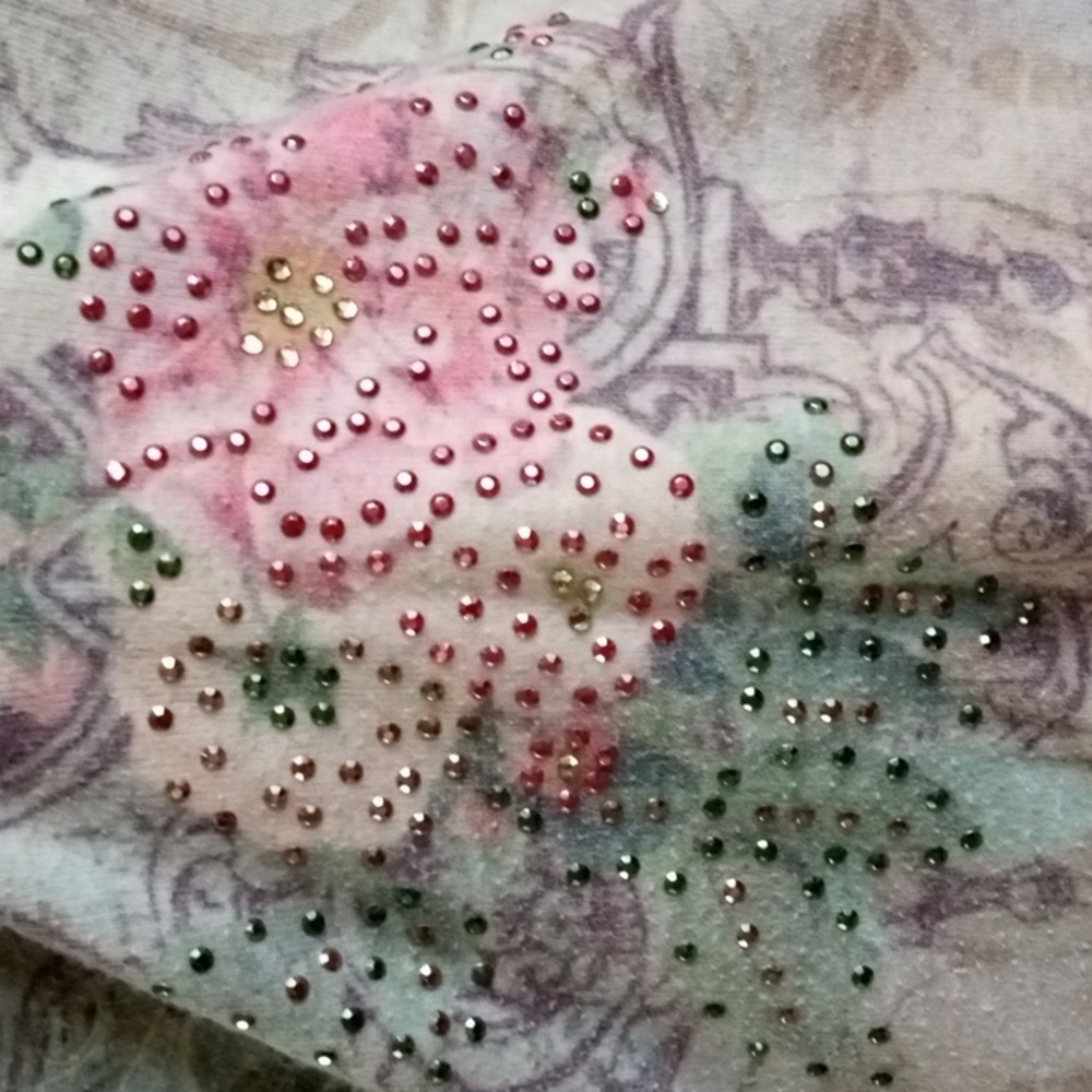 One World Soft Patterned Top With Embellishments … - image 8